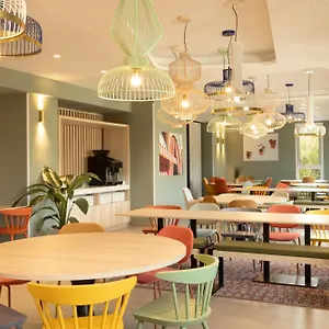 3* Hotel Hampton By Hilton Martiricos